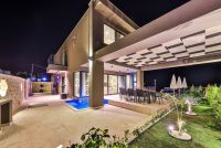 Villa Momentus - 5+1 Deniz & Doğa Manzaralı Satılık Lüks Villa Satılık Villalar